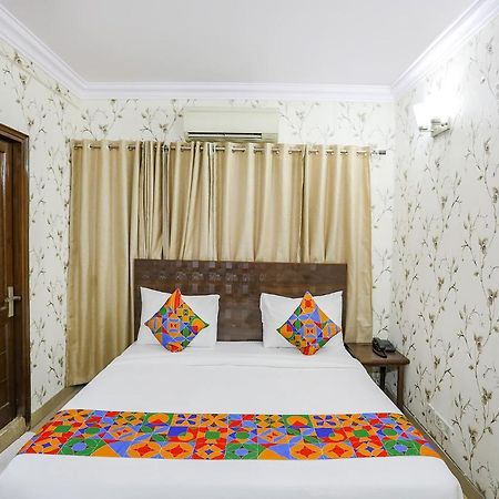 Fabexpress Jpm Harshdeep Hotell New Delhi Exteriör bild