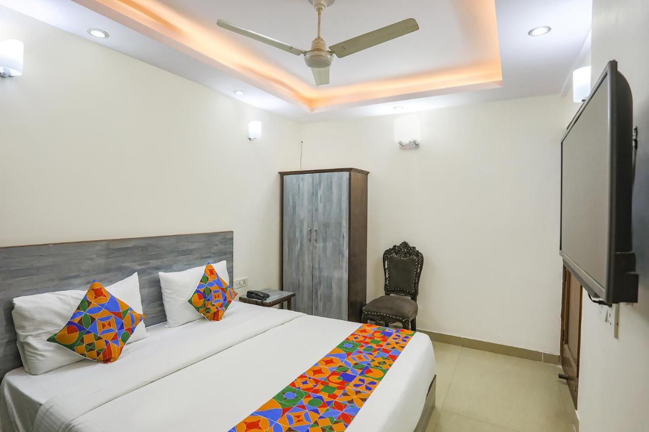 Fabexpress Jpm Harshdeep Hotell New Delhi Exteriör bild