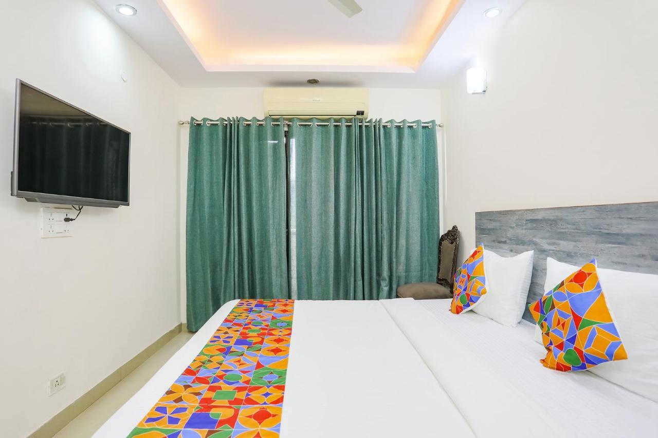 Fabexpress Jpm Harshdeep Hotell New Delhi Exteriör bild